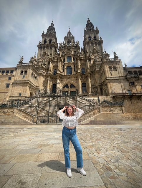 Leah posing in front of the Catedral de Santiago de Compostela