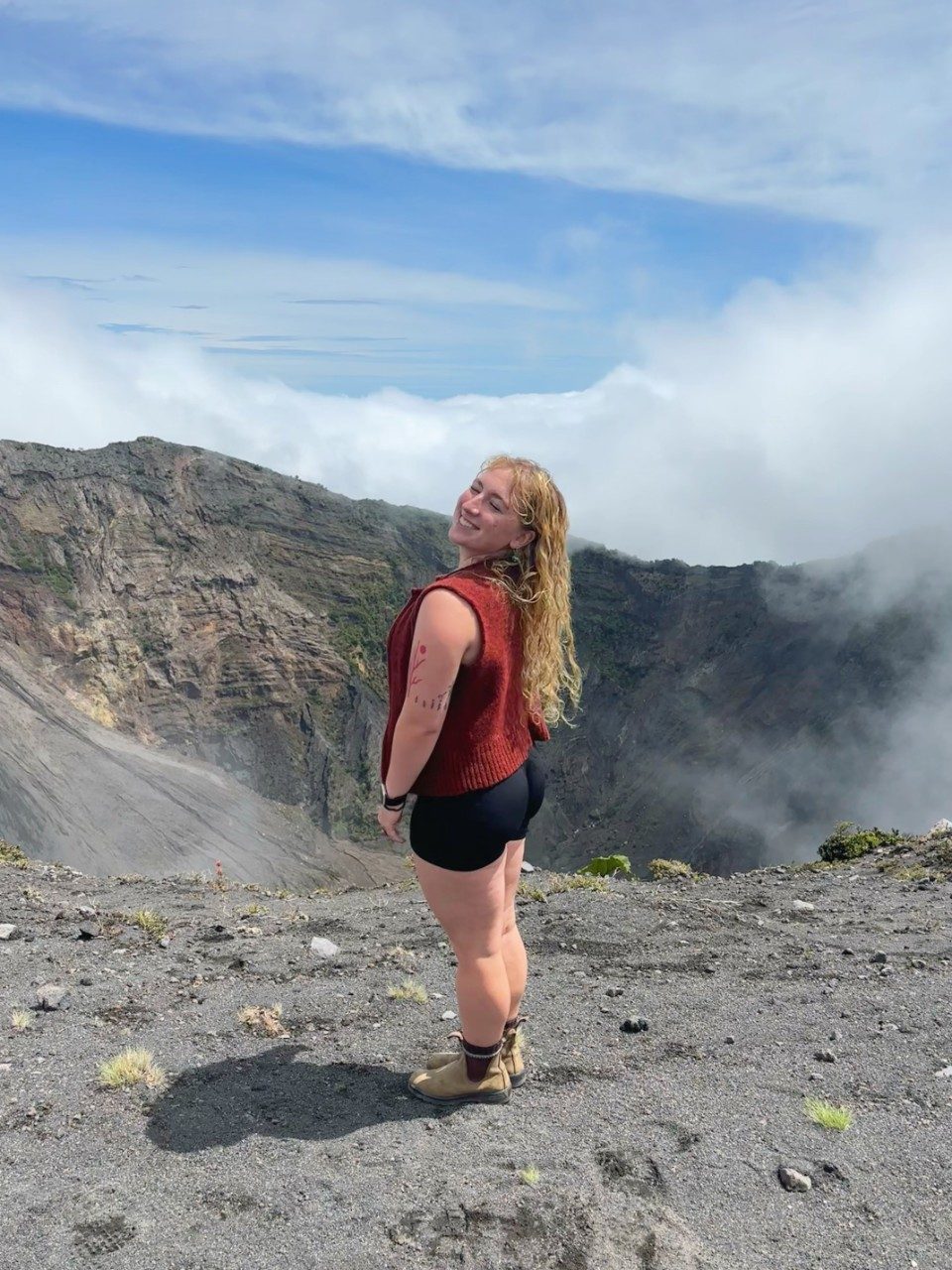 Cecelia visits Volcan Irazú, enjoying the unique nature around her.