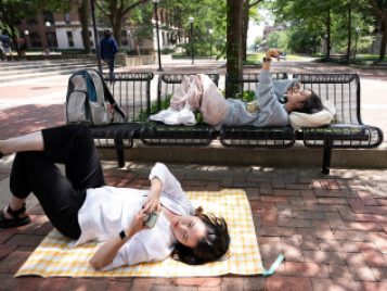 MPHOTO-LSAELI_IceCream_17July23 