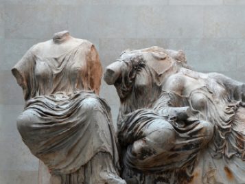 Parthenon_sculptures_cropped