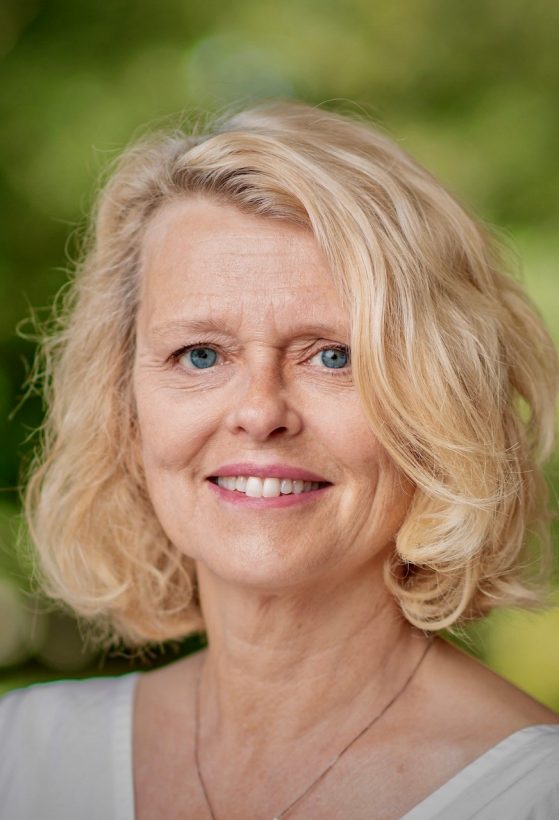 Headshot of Professor Linda Tesar