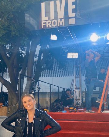 Lauren Day in front of E! Live set at Golden Globes