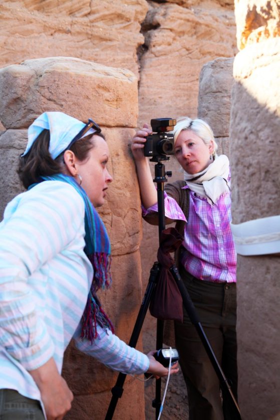 Conservators performing RTI imaging at El-Kurru.