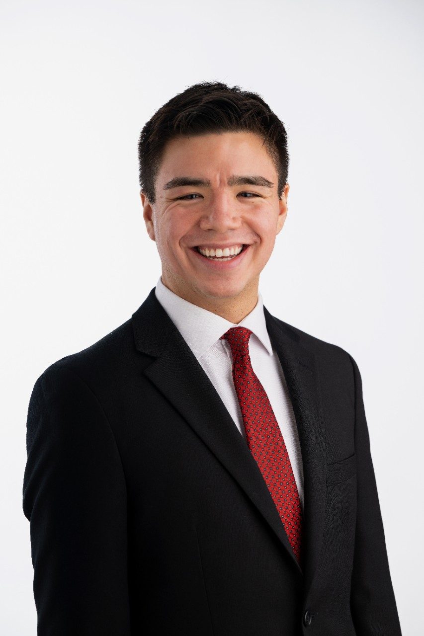 Headshot of Evan Petrosky