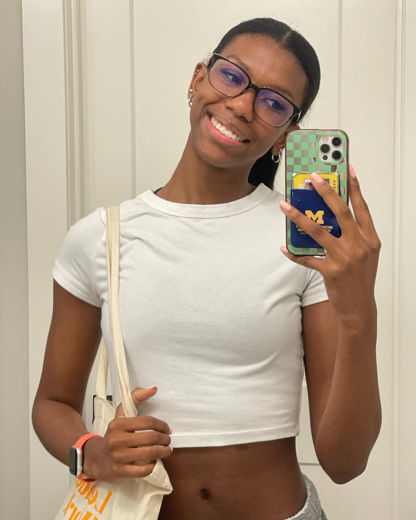 Alexis Bell