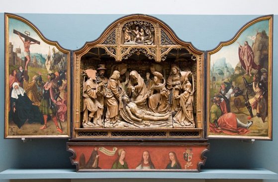 Comparison altarpiece by another artists