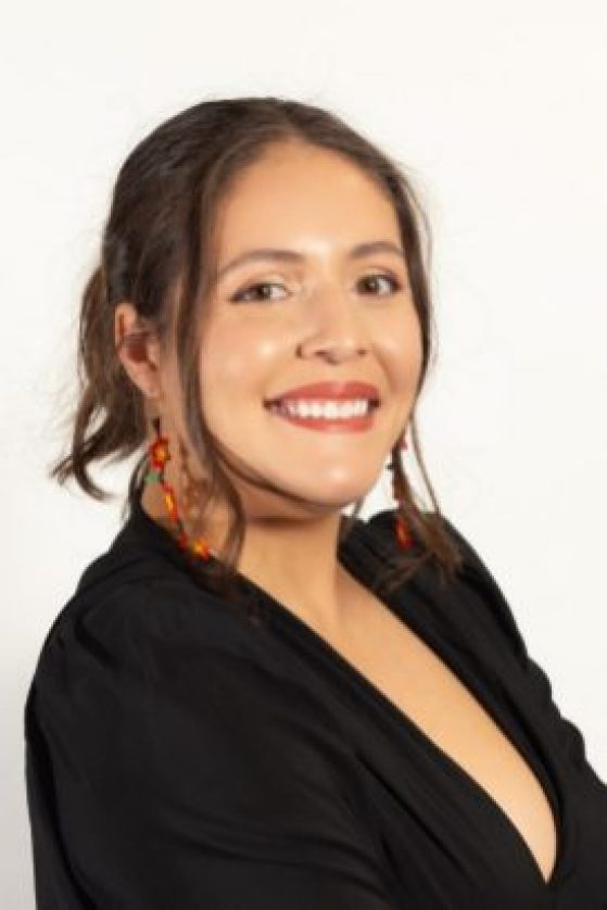 Victoria Vezaldenos headshot