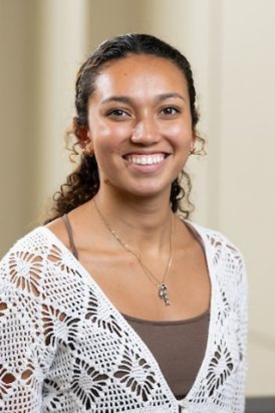 Leah Conrad headshot