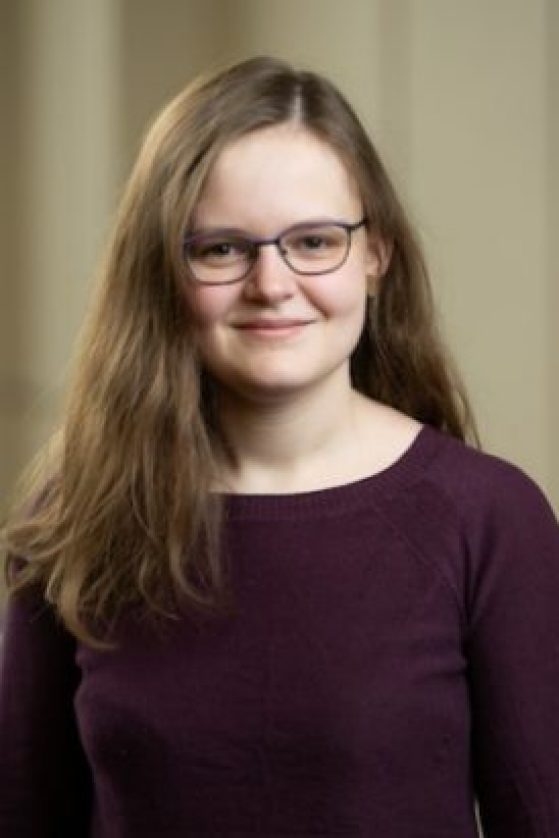 headshot of Amelia Rossmaier