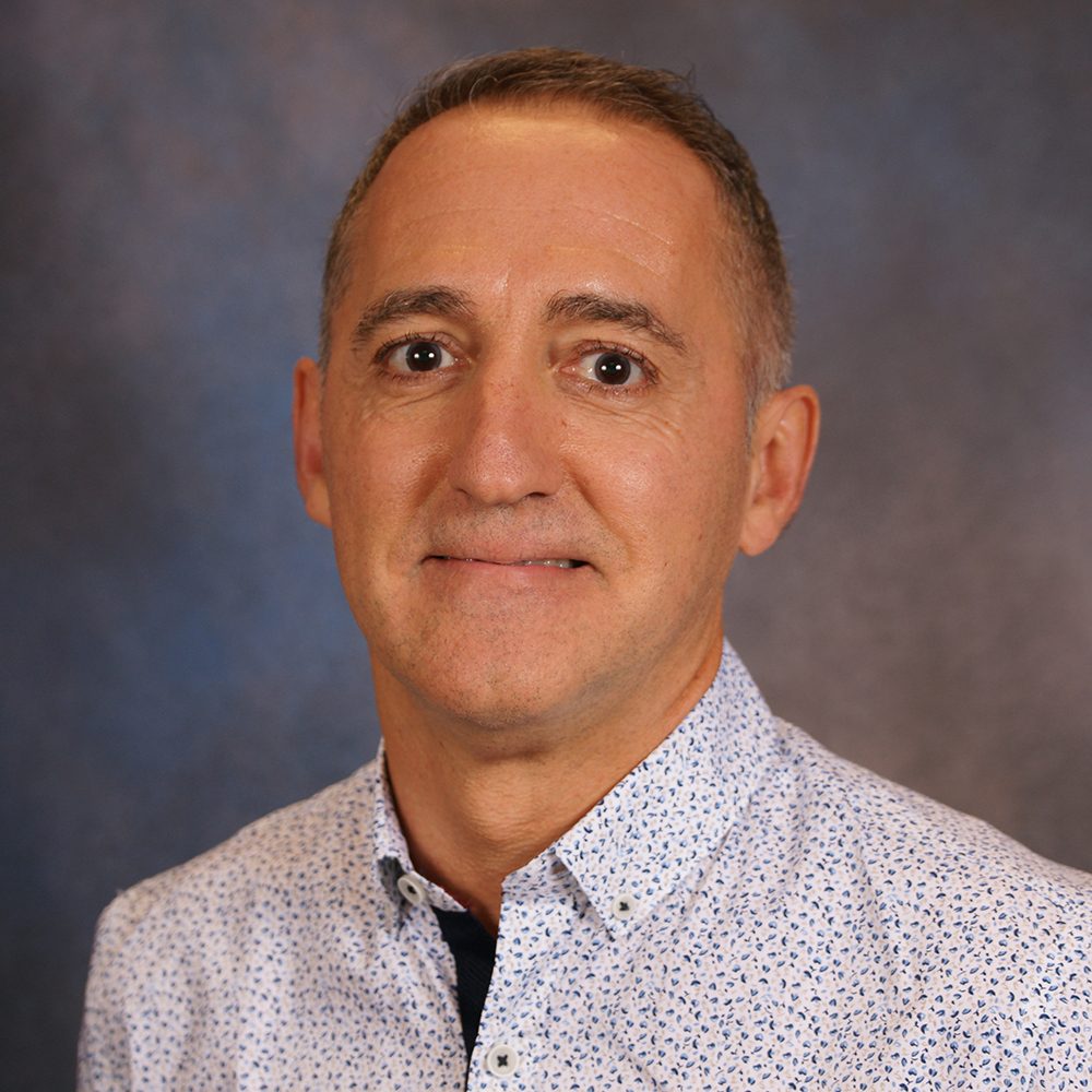 Headshot of Alejandro Herrero-Olaizola